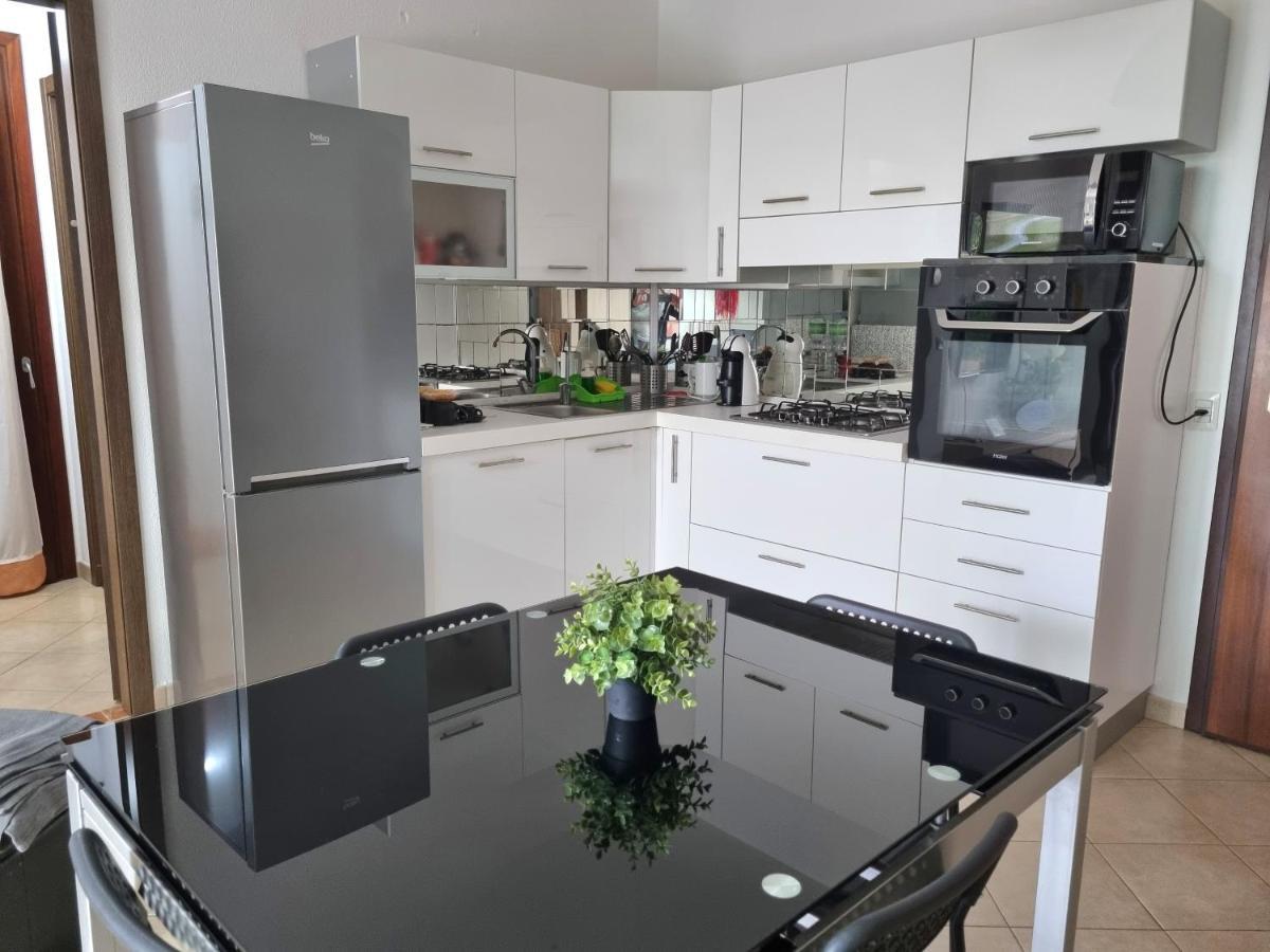 Valevalehome - Home Gallery With Fully Equipped Kitchen, Reserved Parking, Big Garden Ольбія Екстер'єр фото