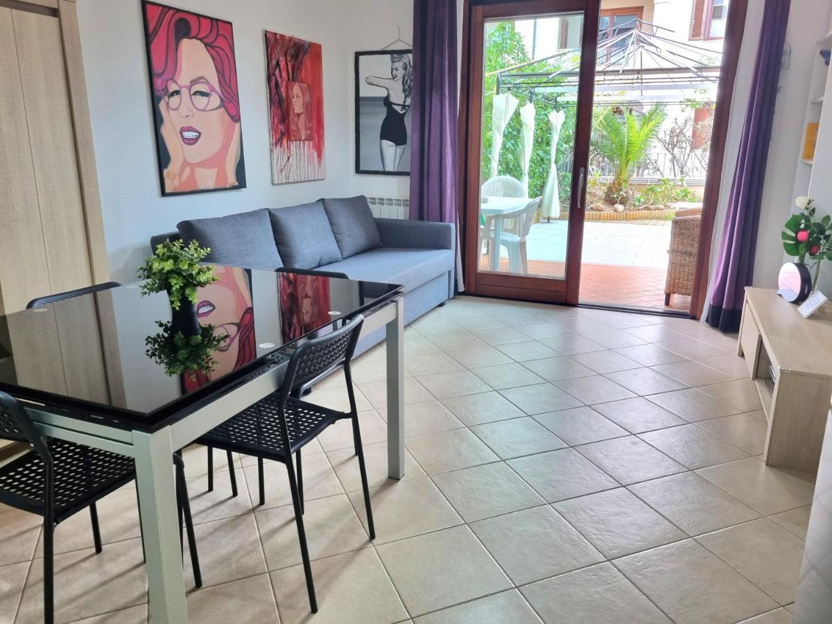 Valevalehome - Home Gallery With Fully Equipped Kitchen, Reserved Parking, Big Garden Ольбія Екстер'єр фото