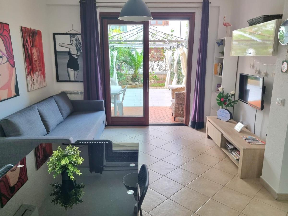 Valevalehome - Home Gallery With Fully Equipped Kitchen, Reserved Parking, Big Garden Ольбія Екстер'єр фото