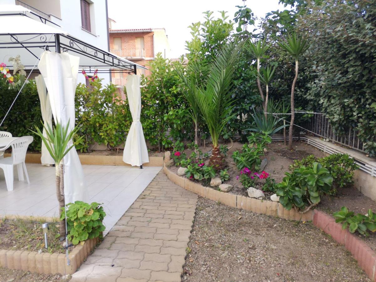 Valevalehome - Home Gallery With Fully Equipped Kitchen, Reserved Parking, Big Garden Ольбія Екстер'єр фото