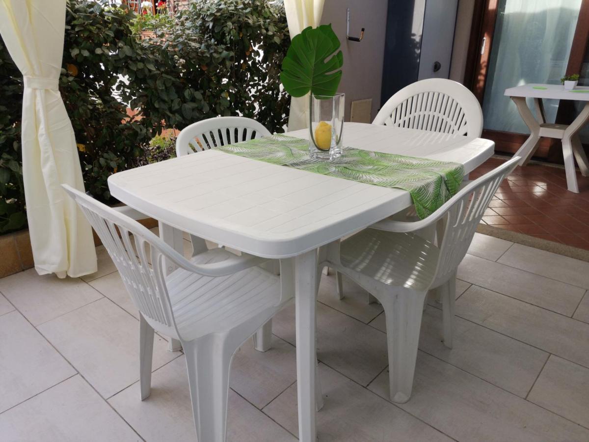 Valevalehome - Home Gallery With Fully Equipped Kitchen, Reserved Parking, Big Garden Ольбія Екстер'єр фото